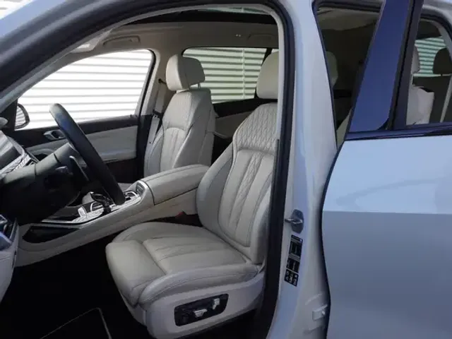 BMW X7 M