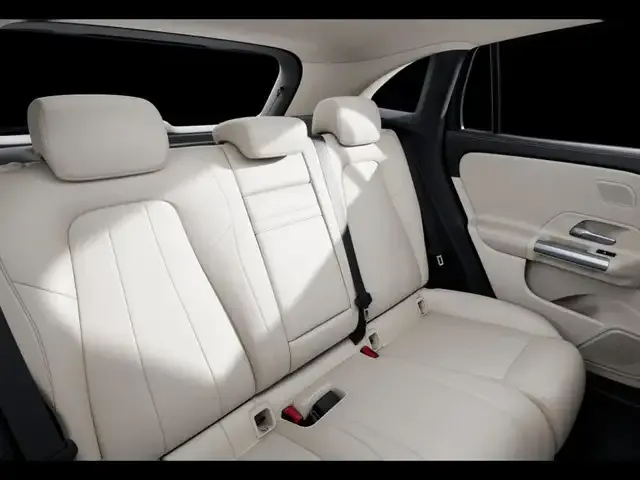 Mercedes-Benz EQA 300