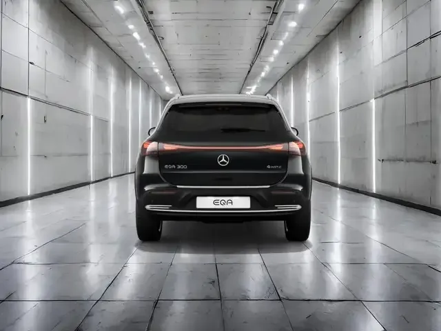 Mercedes-Benz EQA 300