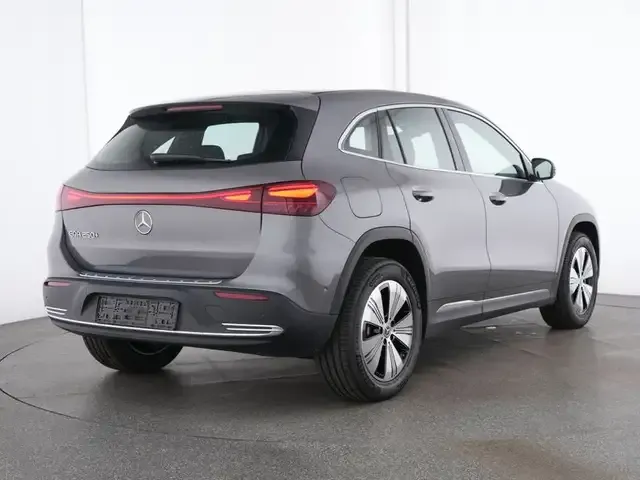 Mercedes-Benz EQA 250