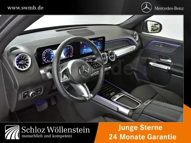 Mercedes-Benz GLB 200