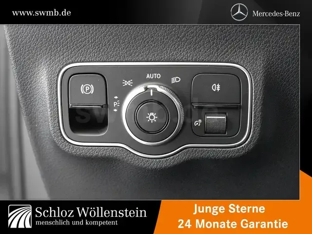 Mercedes-Benz GLB 200