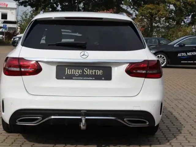 Mercedes-Benz C 180