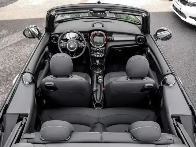 MINI Cooper Cabrio