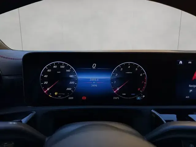 Mercedes-Benz CLA 180
