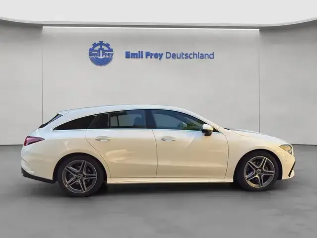 Mercedes-Benz CLA 180