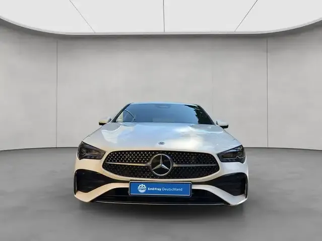 Mercedes-Benz CLA 180