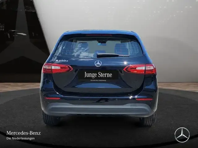 Mercedes-Benz B 250