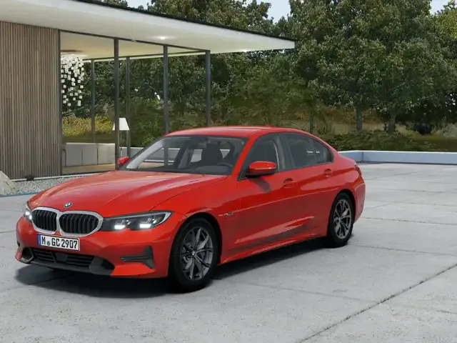 BMW 330
