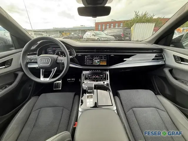 Audi SQ8