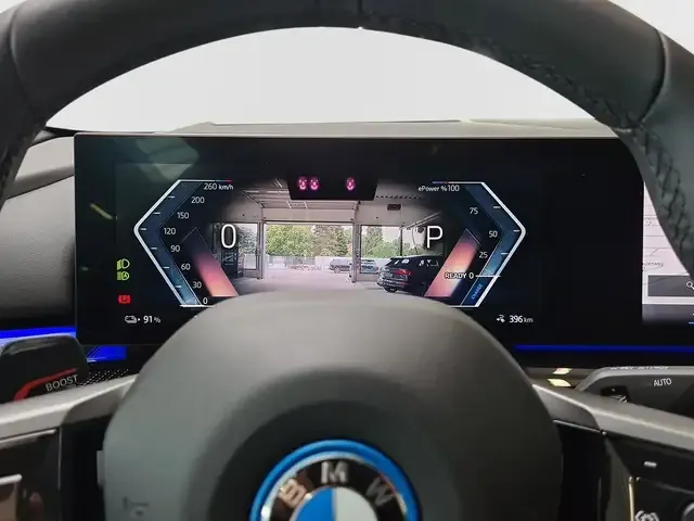 BMW i5