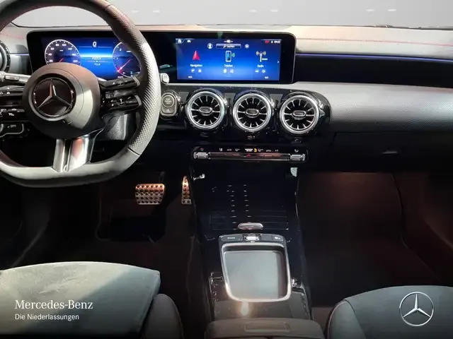 Mercedes-Benz CLA 220