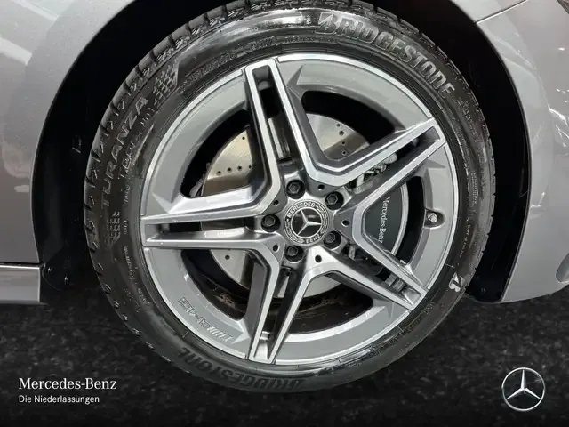Mercedes-Benz CLA 220