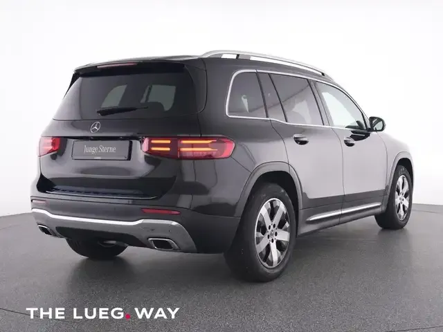 Mercedes-Benz GLB 200