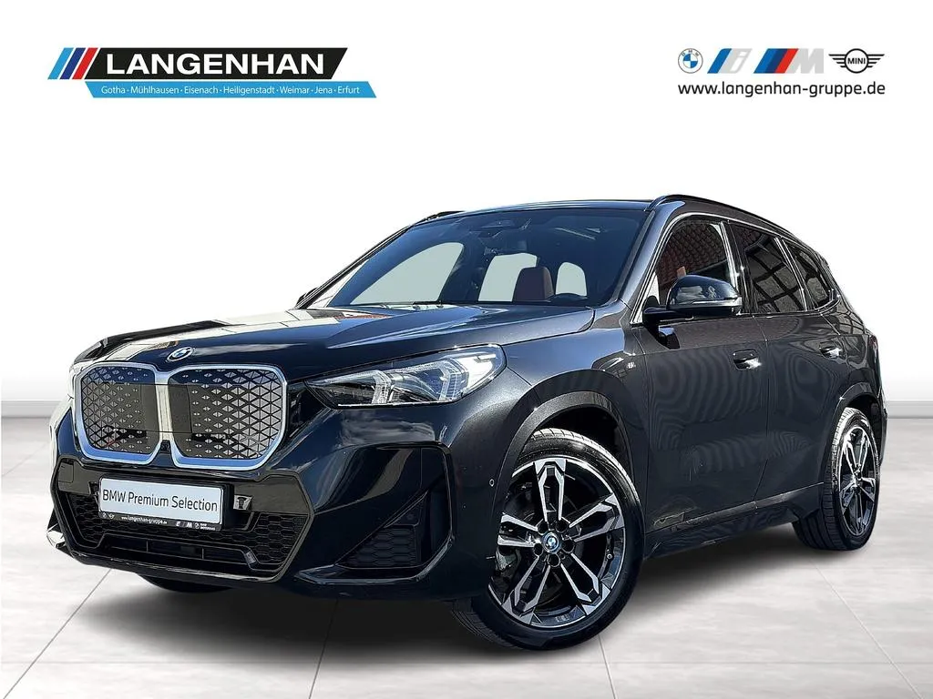BMW iX1