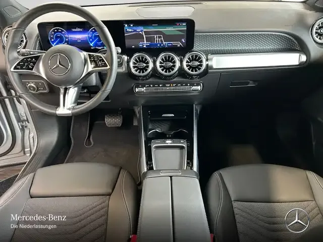 Mercedes-Benz EQB 300