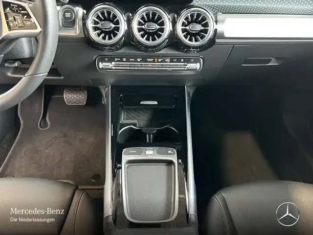 Mercedes-Benz EQB 300
