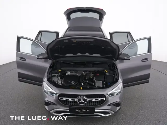 Mercedes-Benz GLA 180