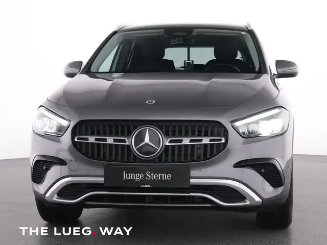 Mercedes-Benz GLA 180