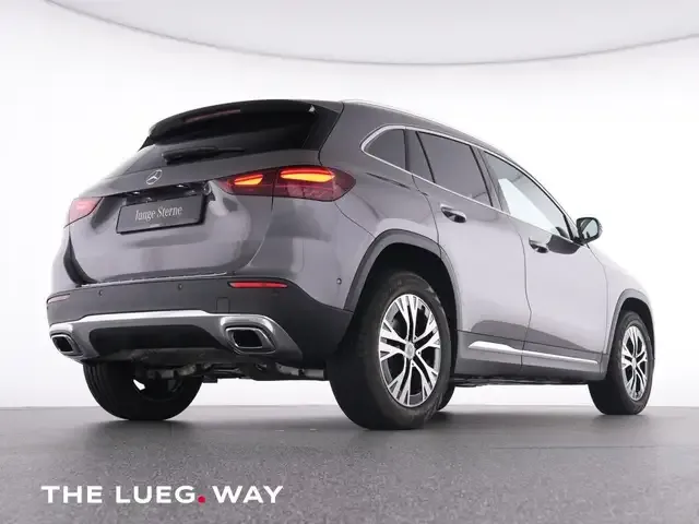 Mercedes-Benz GLA 180