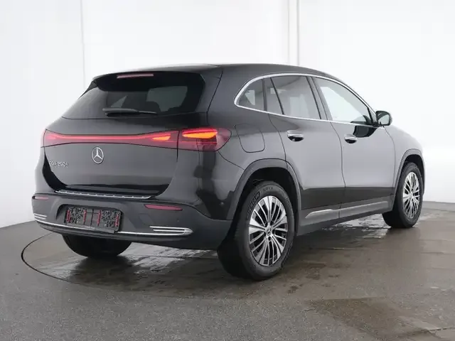 Mercedes-Benz EQA 250