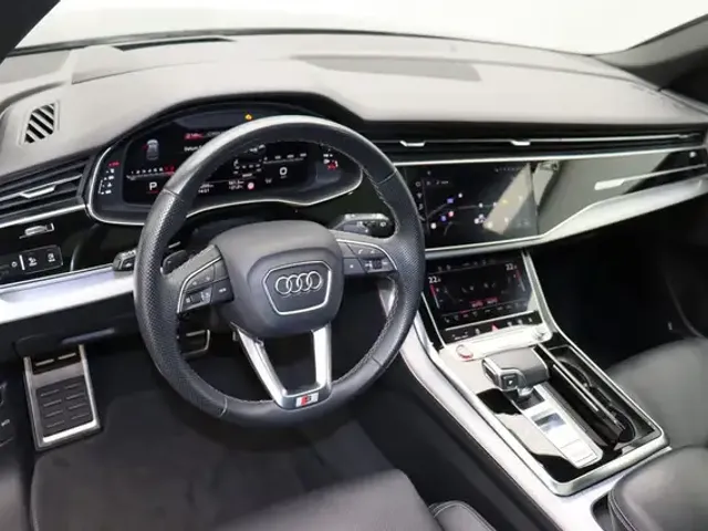 Audi SQ8
