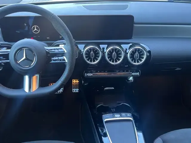 Mercedes-Benz A 250
