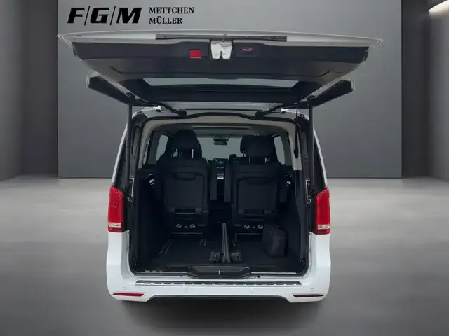 Mercedes-Benz EQV 300