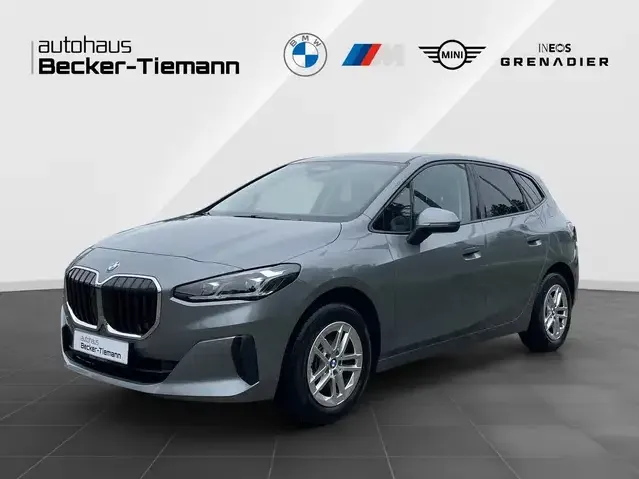 BMW 220
