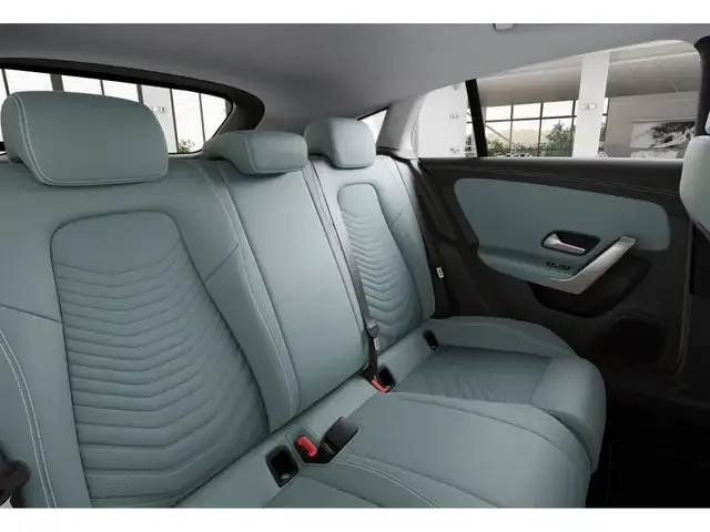 Mercedes-Benz CLA 180