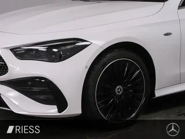 Mercedes-Benz CLE 300