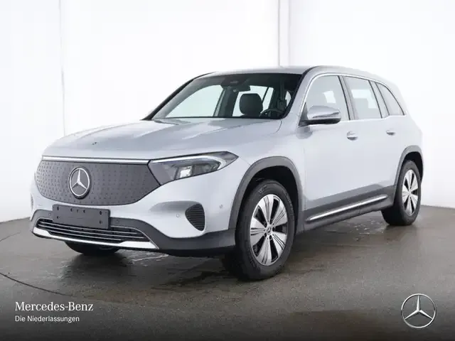 Mercedes-Benz EQB 300