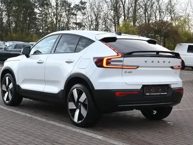 Volvo C40