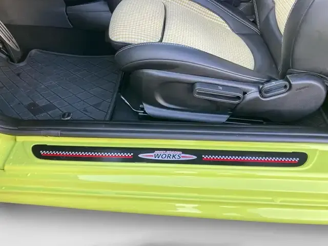 MINI John Cooper Works Cabrio