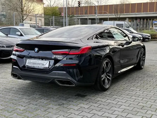 BMW M850