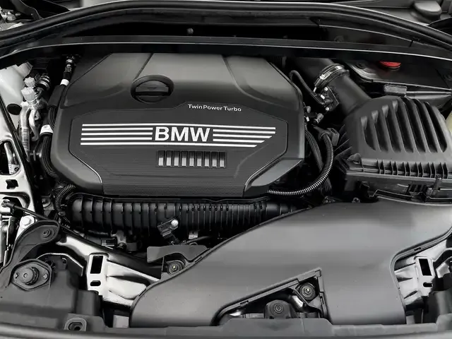 BMW 220