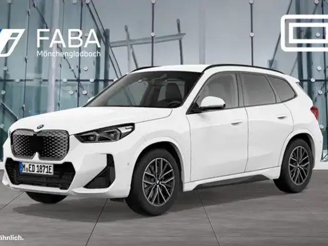BMW iX1