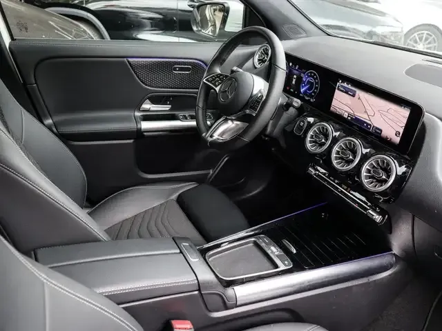 Mercedes-Benz EQA 250