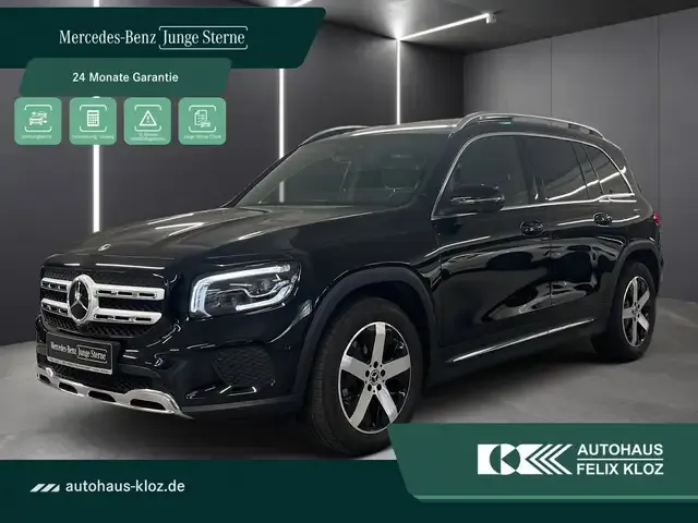 Mercedes-Benz GLB 220