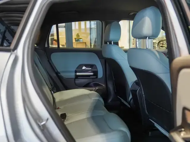 Mercedes-Benz EQA 350