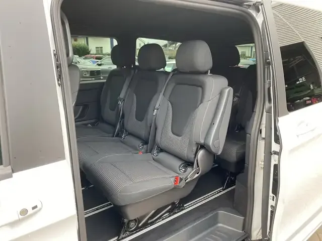 Mercedes-Benz V 250