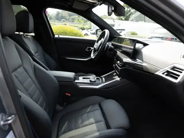BMW 340