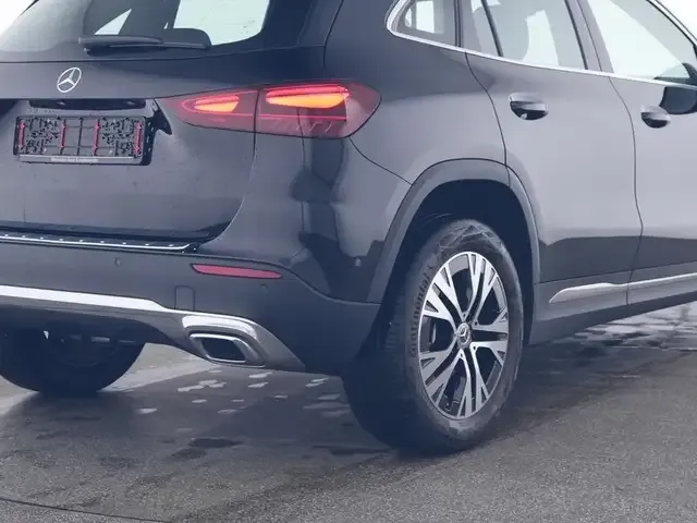 Mercedes-Benz GLA 180