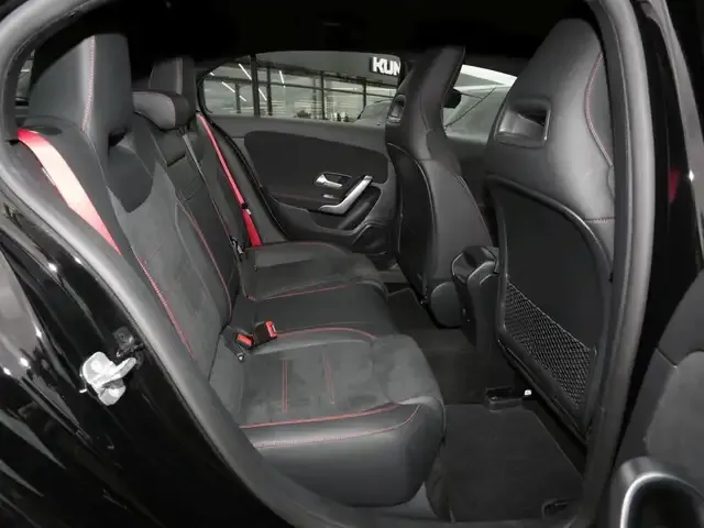 Mercedes-Benz A 35 AMG
