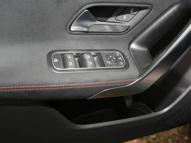 Mercedes-Benz A 35 AMG