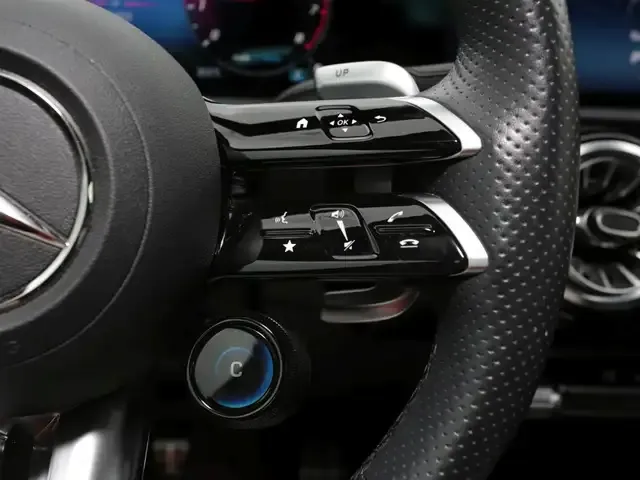 Mercedes-Benz A 35 AMG