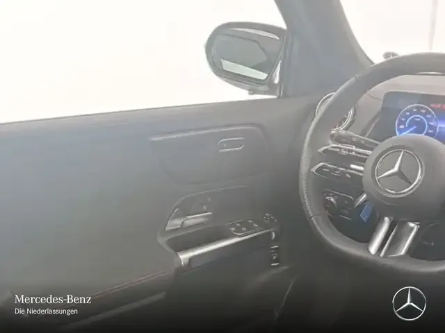 Mercedes-Benz EQB 350
