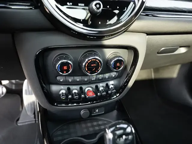 MINI John Cooper Works Clubman