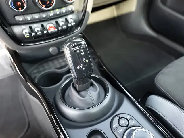 MINI John Cooper Works Clubman