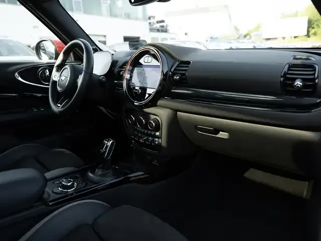 MINI John Cooper Works Clubman